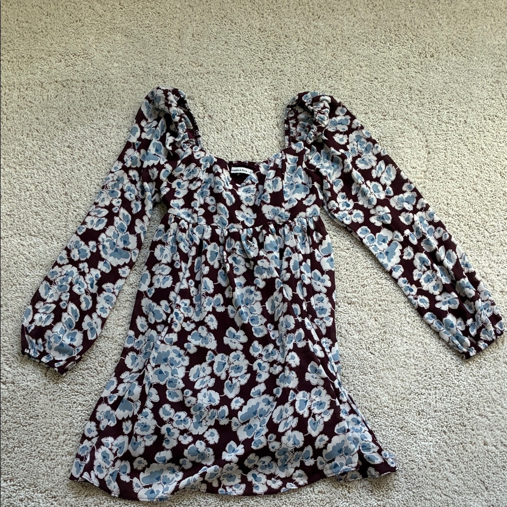 Abercrombie & Fitch Burgundy Floral Long Sleeve Dress with pockets!